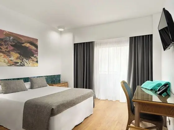 Standard Tek Büyük Yataklı Oda (1 adult + 2 children)
