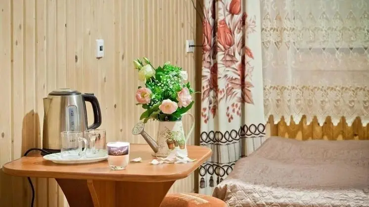 Dört Kişilik Oda, Şehir Manzaralı