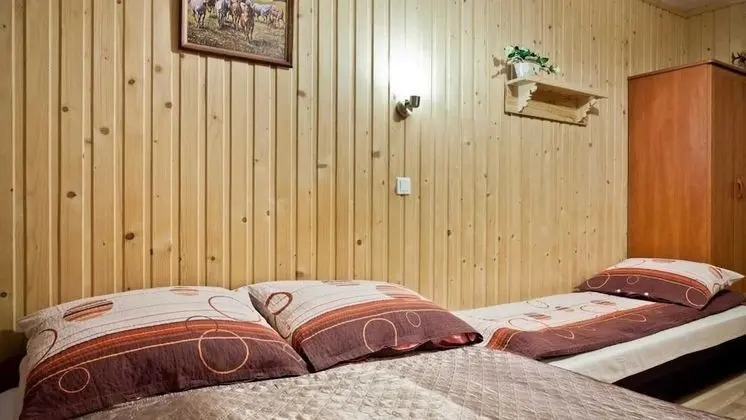 Dört Kişilik Oda, Şehir Manzaralı