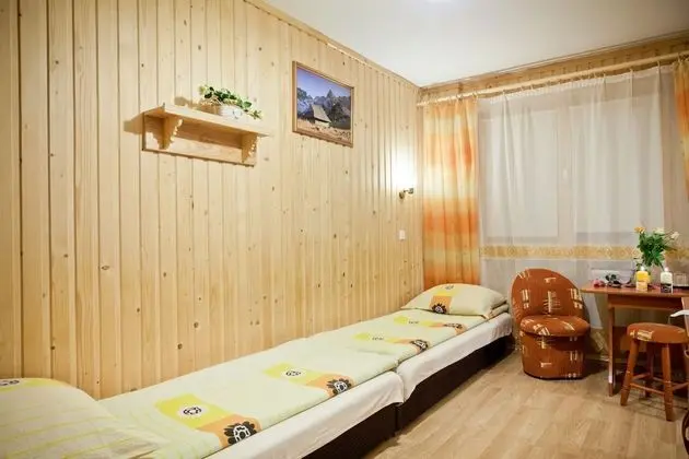 Dört Kişilik Oda, Şehir Manzaralı