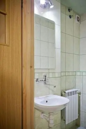 Dört Kişilik Oda, Şehir Manzaralı