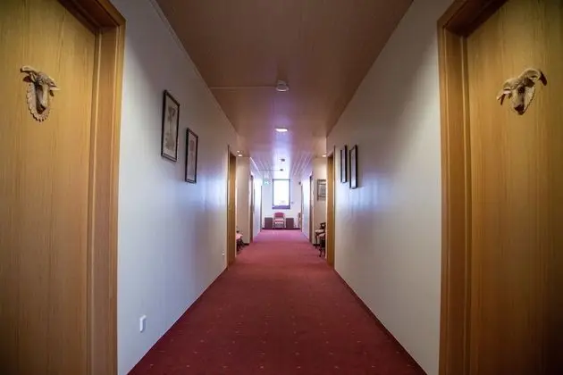 Üç Kişilik Oda