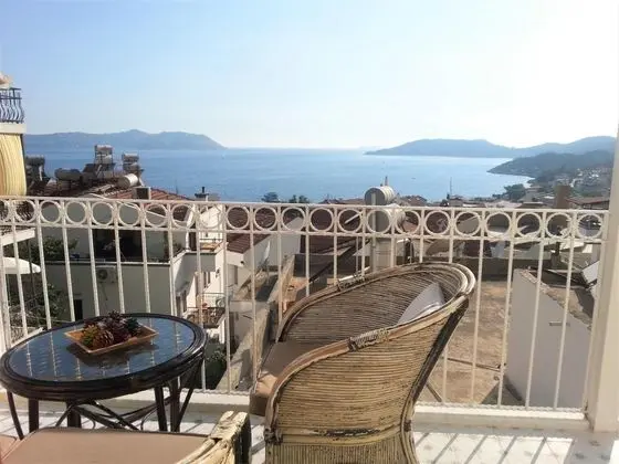 Balkonlu Superior Oda, Deniz ve Dağ Manzaralı, Balkonlu