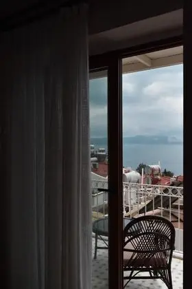 Balkonlu Superior Oda, Deniz ve Dağ Manzaralı, Balkonlu