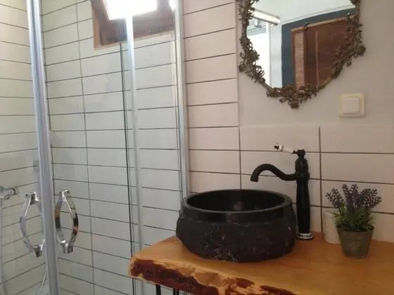 Çatı Katı Standart Oda, Kısmi Deniz Manzaralı, Balkonlu