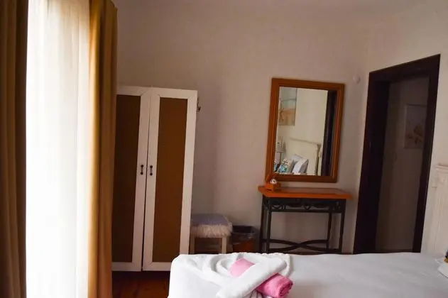 Twin, Sokak Manzaralı, Balkonlu