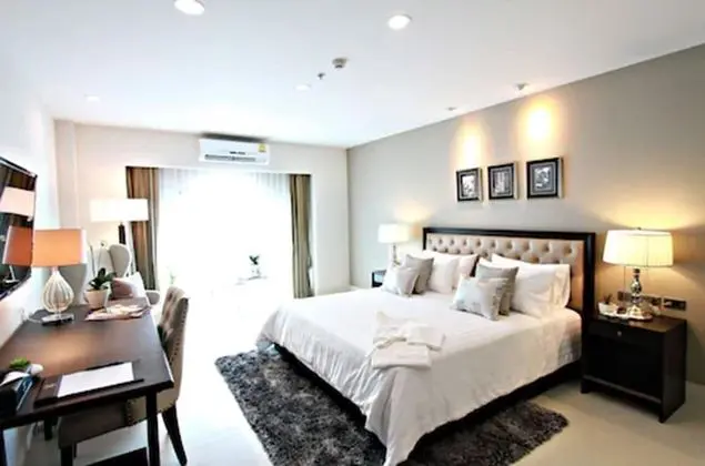 Cabana Room