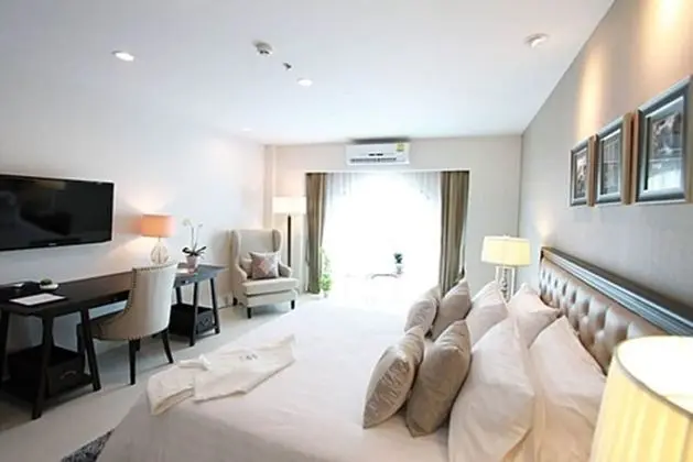 Cabana Room
