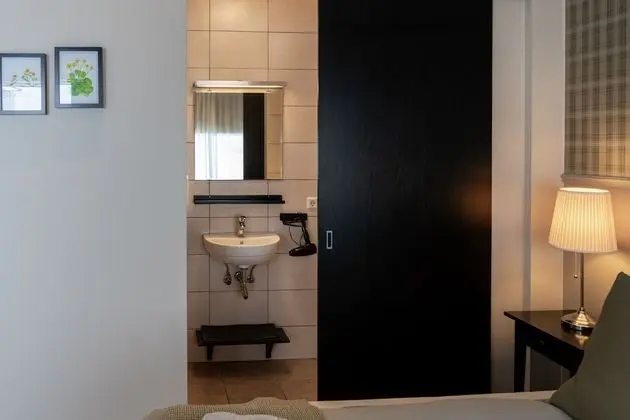 Tek Büyük veya İki Ayrı Yataklı Oda