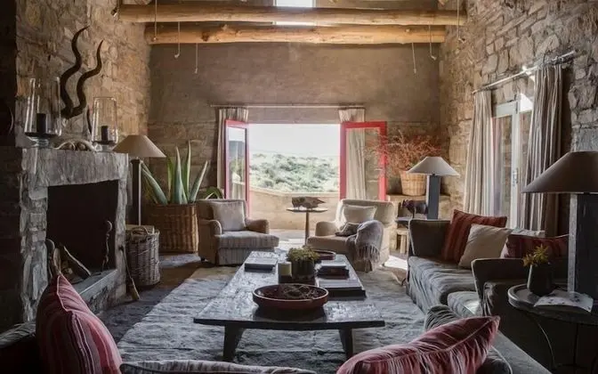 Ev, 4 Yatak Odası (Klip)