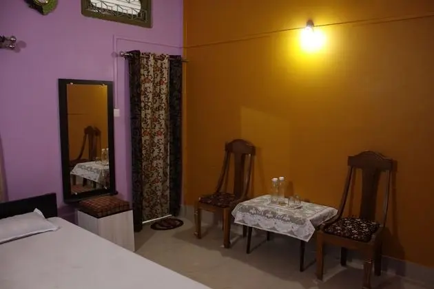 Basic Tek Büyük Yataklı Oda, 1 Çift Kişilik Yatak, Sigara İçilebilir, Bahçe Manzaralı