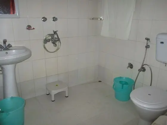 Basic Tek Büyük Yataklı Oda, 1 Çift Kişilik Yatak, Sigara İçilebilir, Bahçe Manzaralı
