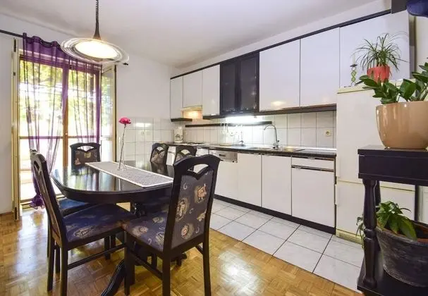 Apart Daire (Snježa - green house - B2 Snjezana(4)