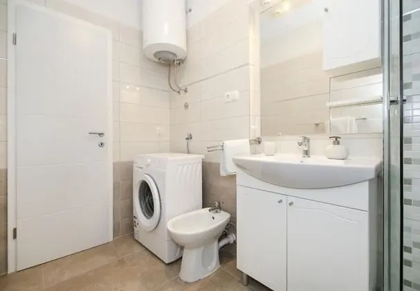 Apart Daire (Snjezanal- in the center - A1(4))