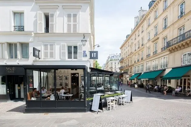 Superior Tek Büyük Yataklı Oda