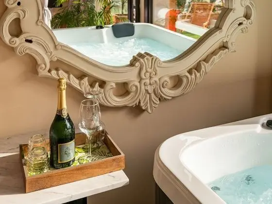 Exclusive Süit, 1 En Büyük (King) Boy Yatak, Kişiye Özel Havuzlu