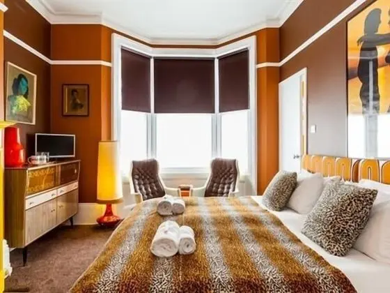 Tek Büyük veya İki Ayrı Yataklı Oda, Banyolu/Duşlu (Snooze Room 5)
