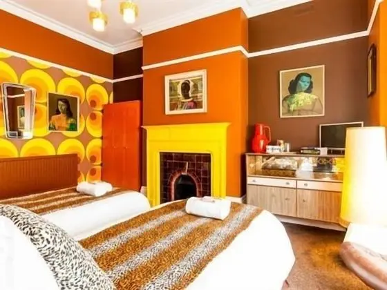 Tek Büyük veya İki Ayrı Yataklı Oda, Banyolu/Duşlu (Snooze Room 5)