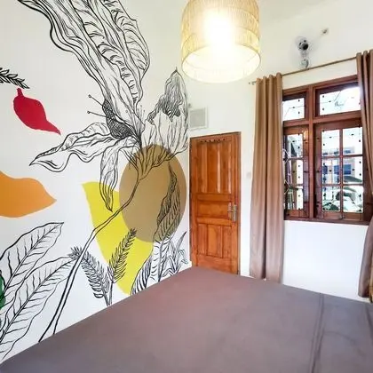 Tek Büyük Yataklı Oda, Ortak Banyo (AC)