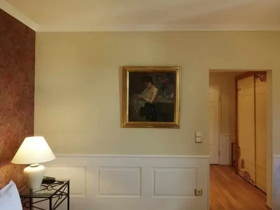 Comfort Tek Büyük Yataklı Oda