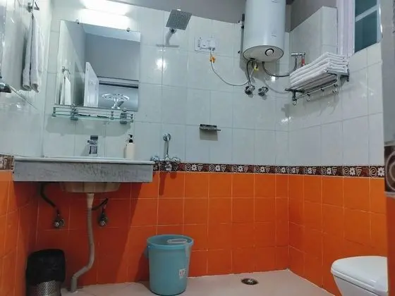 Classic Tek Büyük Yataklı Oda
