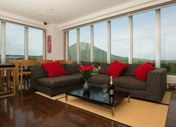 Panoramic Çatı Katı Süiti (Penthouse), 2 Yatak Odası, Sigara İçilmez (Yotei)