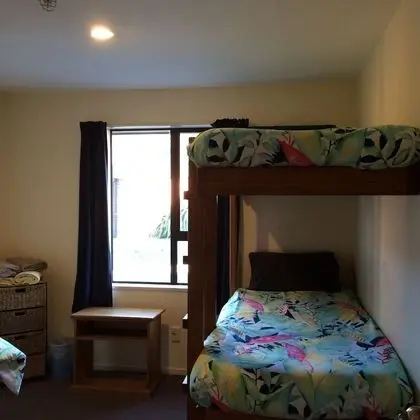 Ortak Ranzalı Oda (1 Bed in 4 Dorm)