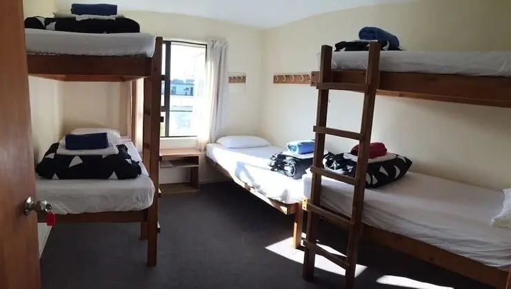Ortak Ranzalı Oda (1 Bed in 5 Bed Dorm)