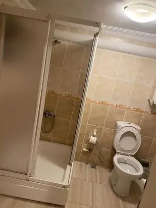 Aile Odası, Bahçe Manzaralı, Alçak Tavan