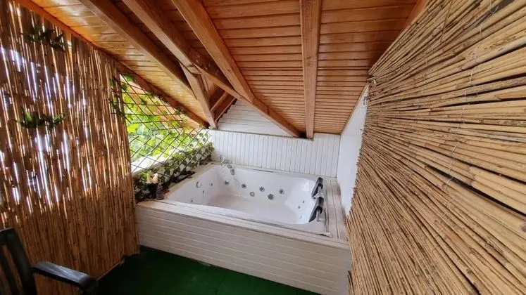 Suite, Göl Manzaralı, Balkonlu