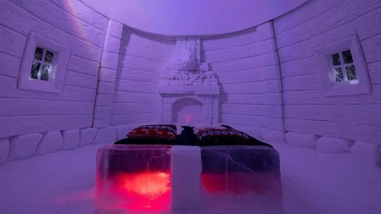 Tek Büyük Yataklı Oda