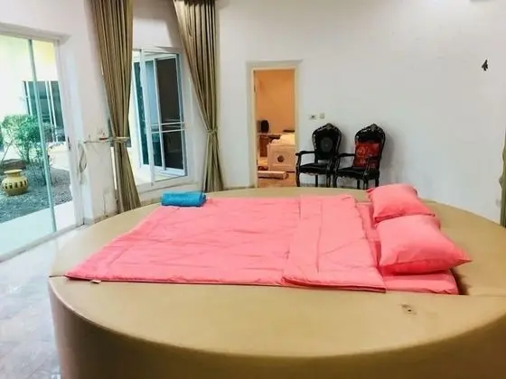 4-Bedroom House