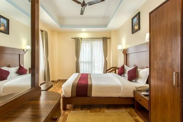 Deluxe Tek Büyük Yataklı Oda, Balkon