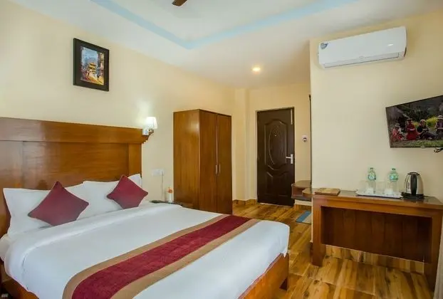 Deluxe Tek Büyük Yataklı Oda, Balkon