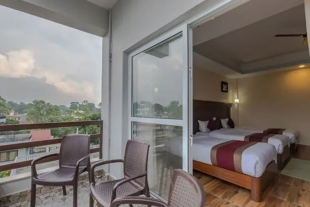 Deluxe Üç Kişilik Oda, Balkon