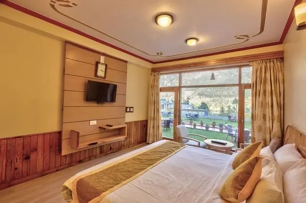 Deluxe Tek Büyük Yataklı Oda, 1 Çift Kişilik Yatak, Sigara İçilmez, Tepe Manzaralı