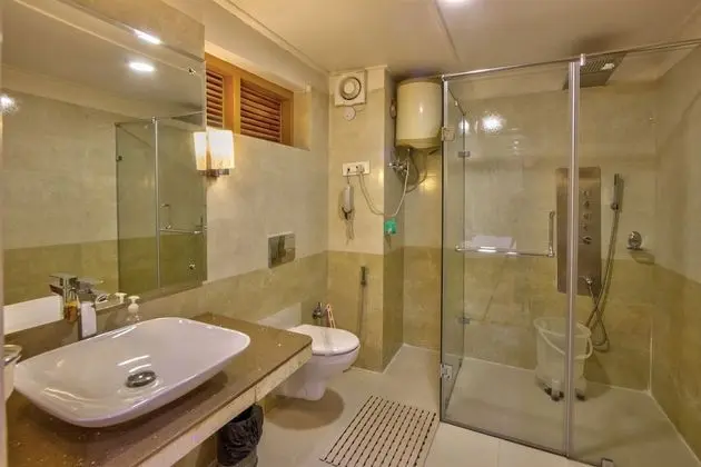 Luxury Tek Büyük Yataklı Oda, 1 Çift Kişilik Yatak, Sigara İçilmez, Tepe Manzaralı