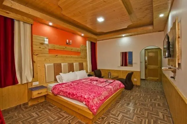 Deluxe Tek Büyük Yataklı Oda, 1 Çift Kişilik Yatak, Sigara İçilmez