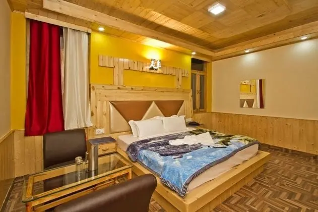 Deluxe Tek Büyük Yataklı Oda, 1 Çift Kişilik Yatak, Sigara İçilmez