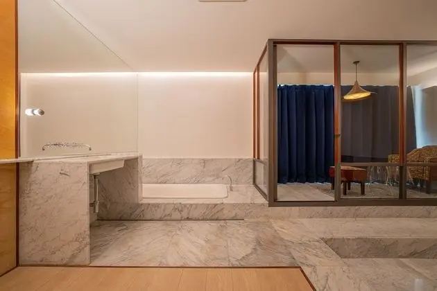 Suite Double (Random)