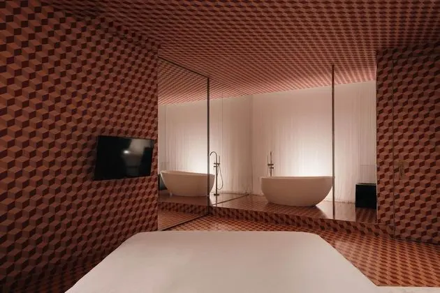 Suite Double (Random)