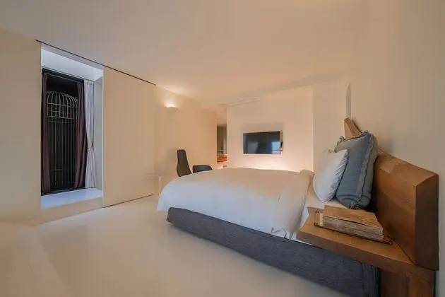 Triple Cinema Penthouse