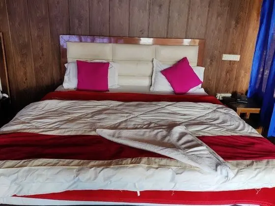 Deluxe Tek Büyük Yataklı Oda, 1 Çift Kişilik Yatak, Dağ Manzaralı