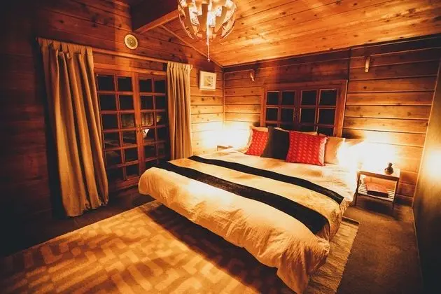 Deluxe Oda (with Ensuite Bathroom)