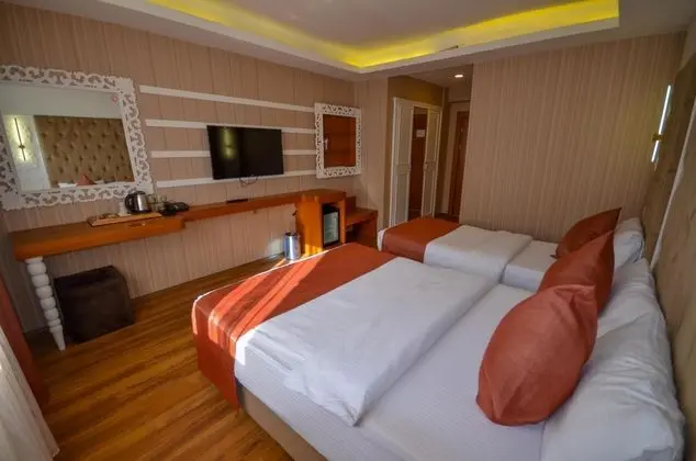 Triple, Dağ Manzaralı