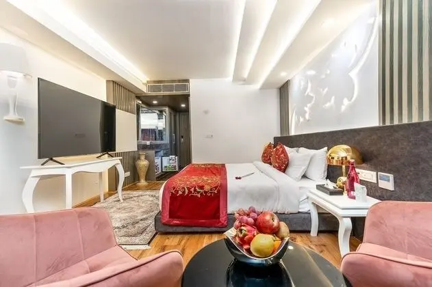 Comfort Tek Büyük Yataklı Oda