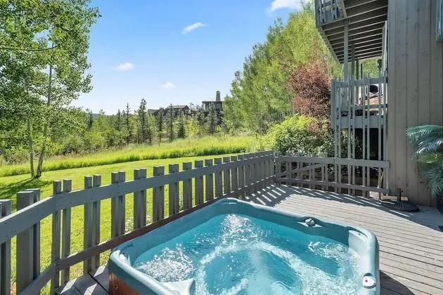 Daire (Snowmass 3 Bedroom Private Hot Tub 13)