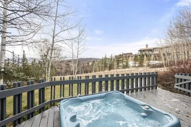 Daire (Snowmass 3 Bedroom Private Hot Tub 13)