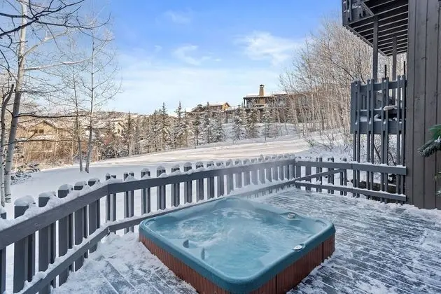 Daire (Snowmass 3 Bedroom Private Hot Tub 13)