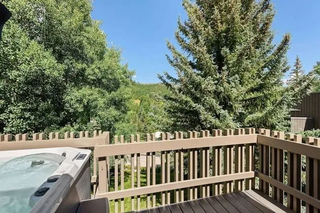 Daire (Snowmass Modern 3 bedroom w/ Hot Tub )